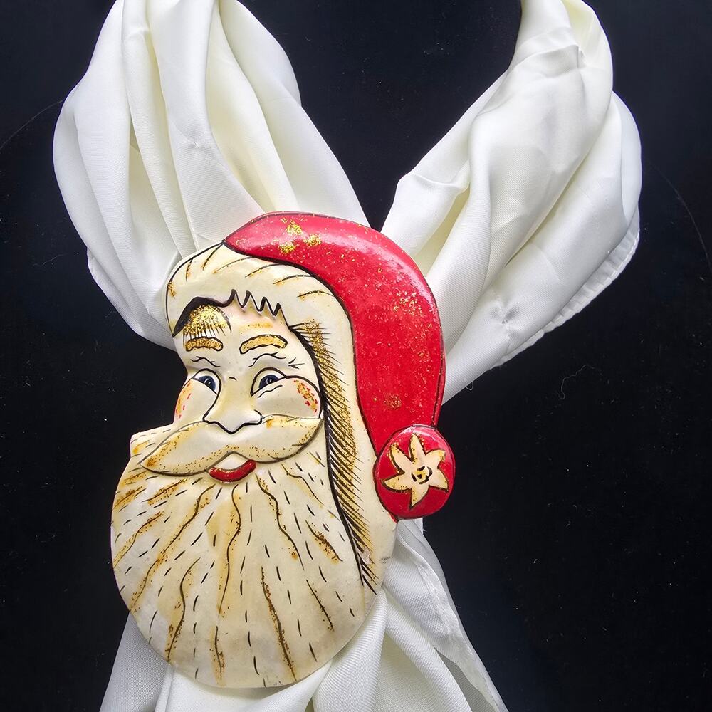 Hand Painted Wood Santa Claus Face Scarf Ring Slide Charm Clip